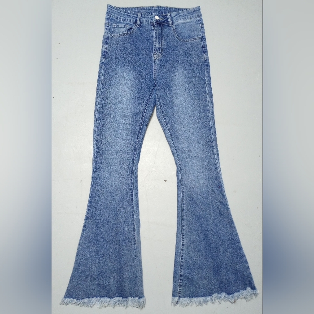 Lilong Classic Blue Flared Jeans, Size S